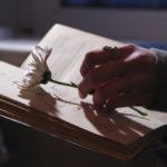 神様を愛せば愛した分、神様に近づくことが出来る!(The more you love God, the closer you will be to Him!)